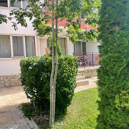 Apartmán Beachfront Elenite *